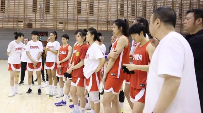 效仿男篮！中国女篮春节未放假集训 备战女篮世界杯资格赛 | 中国区|球友会|股份有限公司